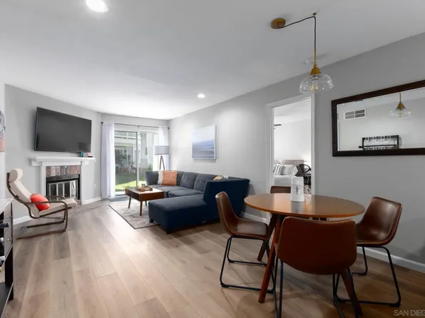 106 Mangano Cir, Encinitas, CA 92024