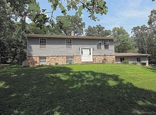 5320 Whitehead Rd, Hillsboro, MO 63050