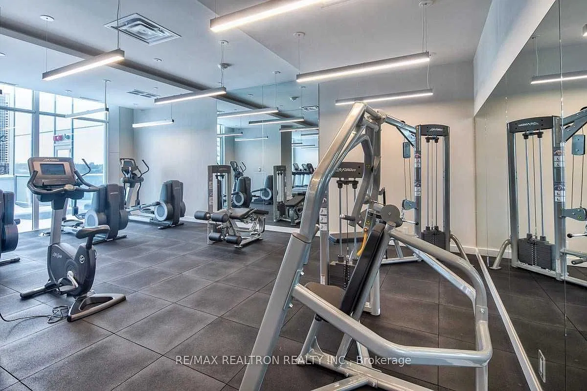 2 bed, $2,400 — Photo 3