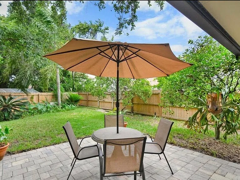 3376 International Village Dr W — Photo 21