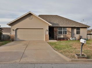 317 Cherokee Path, Clever, MO 65631
