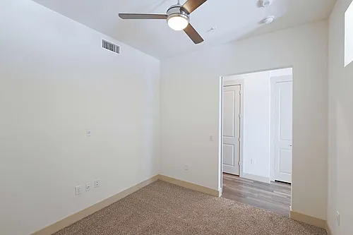 Floor plan E2