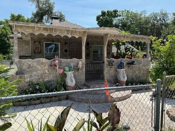 615 Gibson St, Daytona Beach, FL 32114