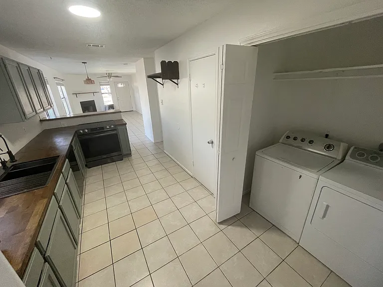 523A Luther Dr #A — Photo 20