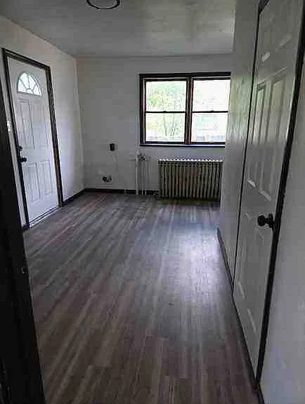 548 Heath St — Photo 24