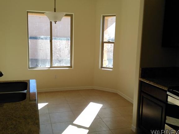 3rd image of 1260 Sunny Ridge Dr