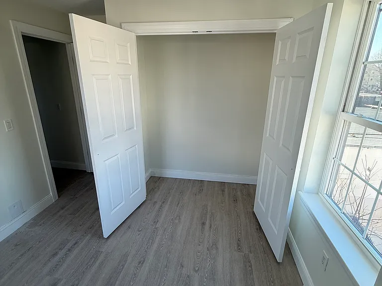 531 Smith St #201 — Photo 12