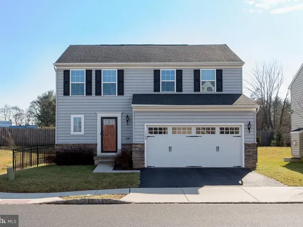 1304 Quakers Way, Quakertown, PA 18951