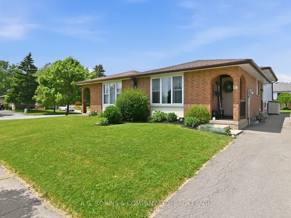 10 Chantal Ct, Welland, ON L3B 5V3