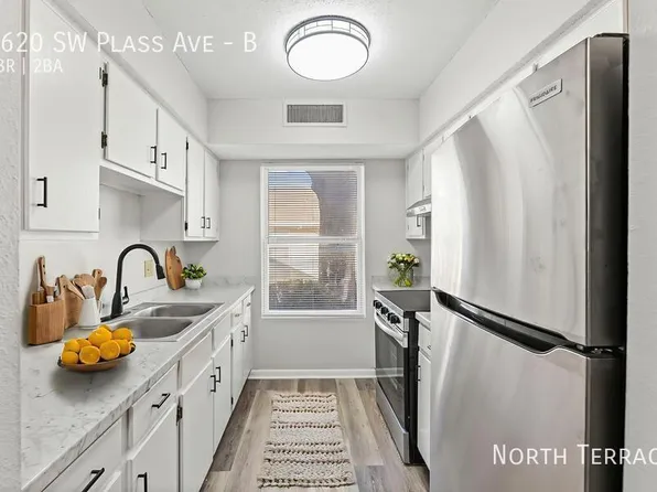 Capstone Townhomes, 3630 SW Plass Ave #B, Topeka, KS 66611