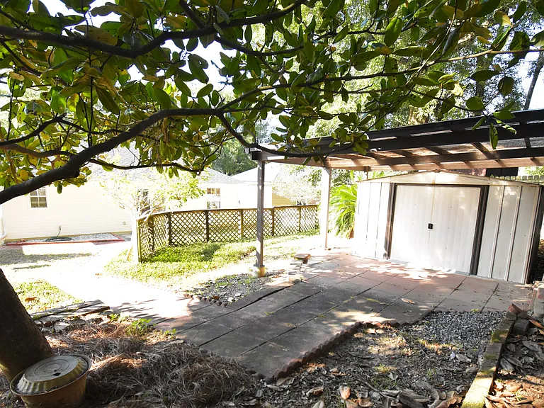 Storage shed