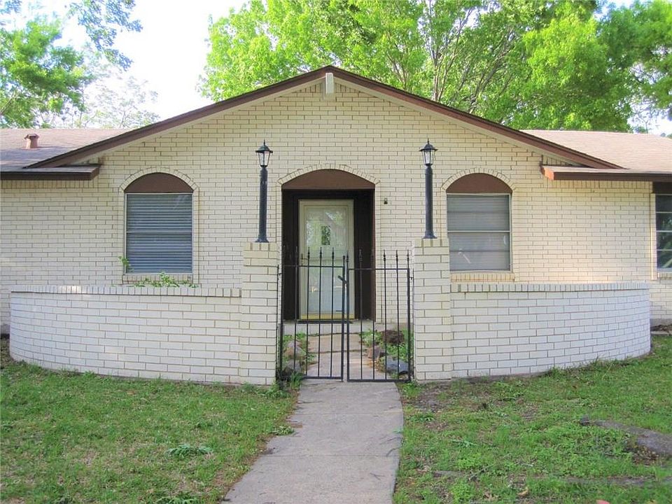 1st image of 4121 Glenrose Dr