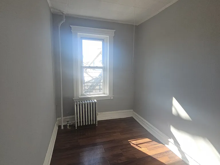 373 Fairmount Ave — Photo 9