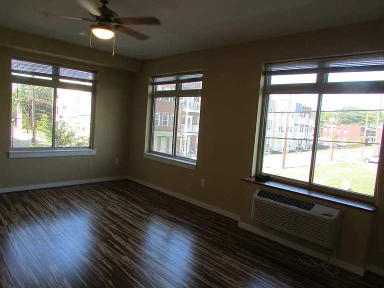 701 Saint James Street — Photo 22
