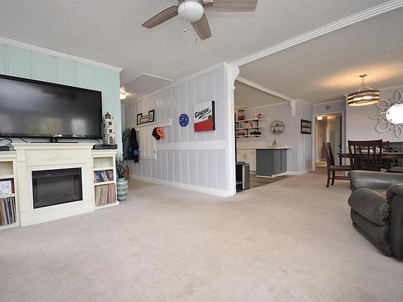 3rd image of 204 Eastland Ave