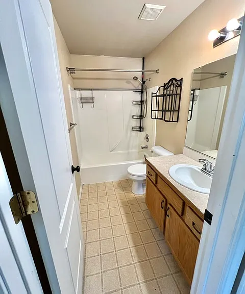 618 E Autumn Ave — Photo 9