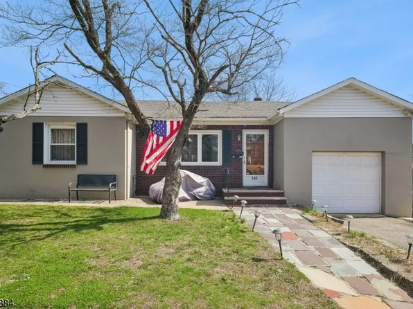 582 Belmont Ave, Haledon Boro, NJ 07508