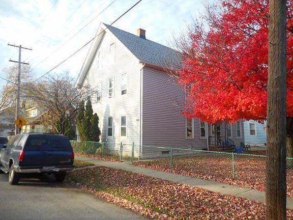 2nd image of 1204 E 60th St