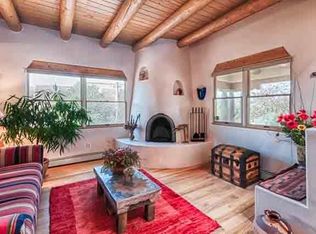 196 Gonzales Rd, Santa Fe, NM 87501