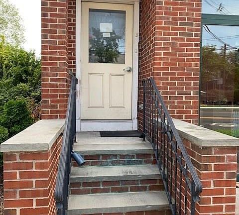 2nd image of 541 Middlesex Ave Unit 1