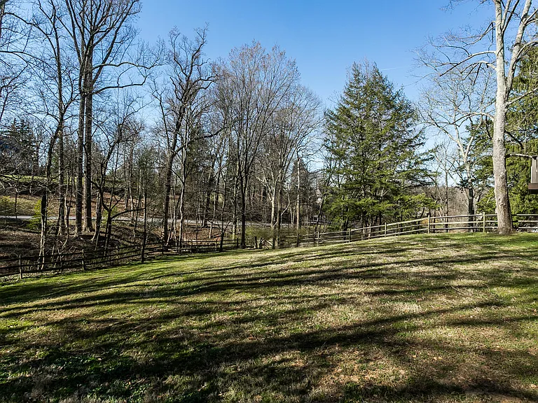 1103 Rolandvue Rd — Photo 28