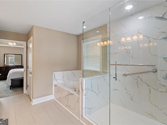 3rd image of 341 Spotted Ridge Cir