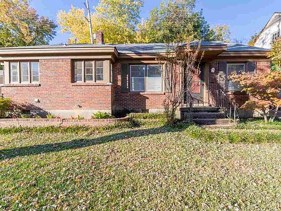 3rd image of 3222 N Waynoka Cir