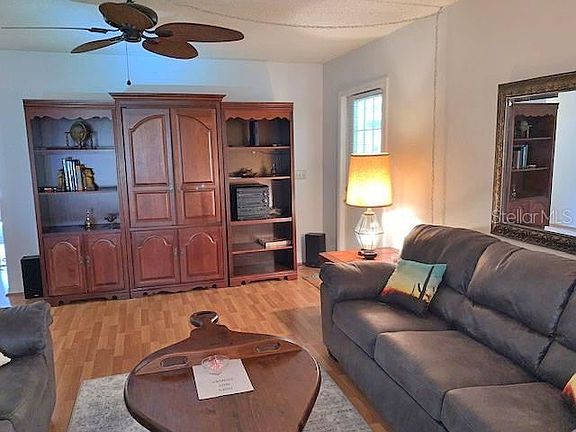 4th image of 513 Foxglove Cir Unit A