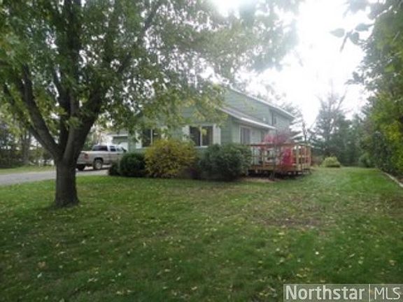 2nd image of 10169 Park Cir