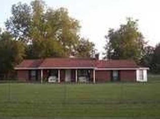 Lumac Rd, Clanton, AL 35045