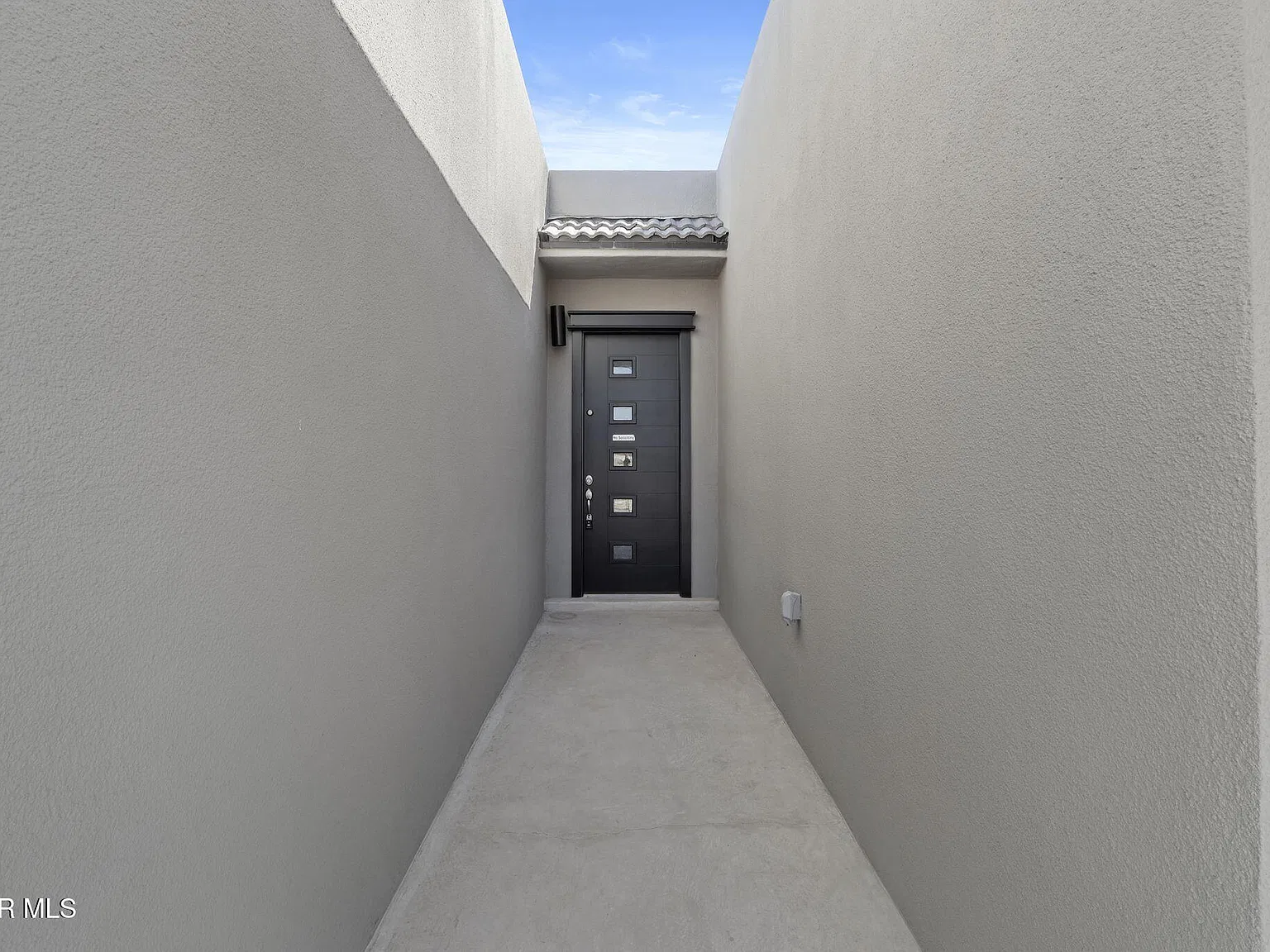 3 bed, 2.0 bath, 1726 sqft, $1,975 — Photo 4