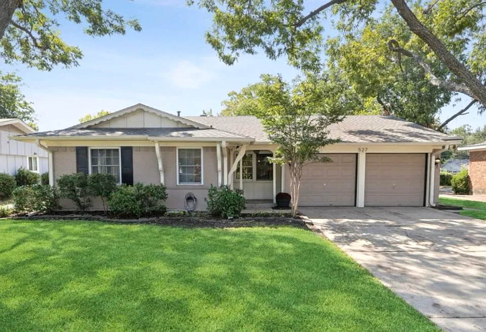 527 Melrose Dr