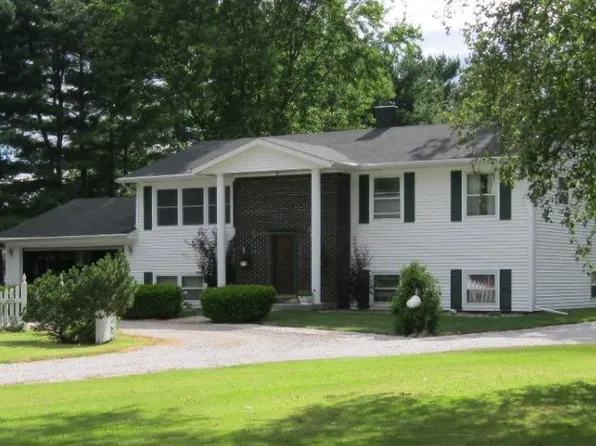 1330 S Ash St, Hobart, IN 46342