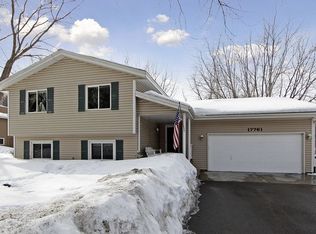 17761 Jamaica Cir, Lakeville, MN 55044