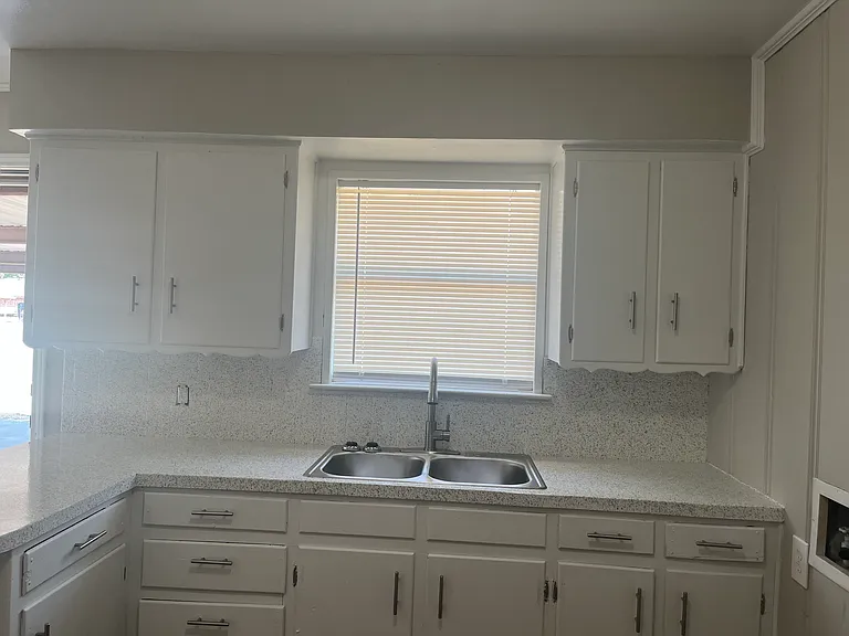 124 Russell St #B — Photo 19