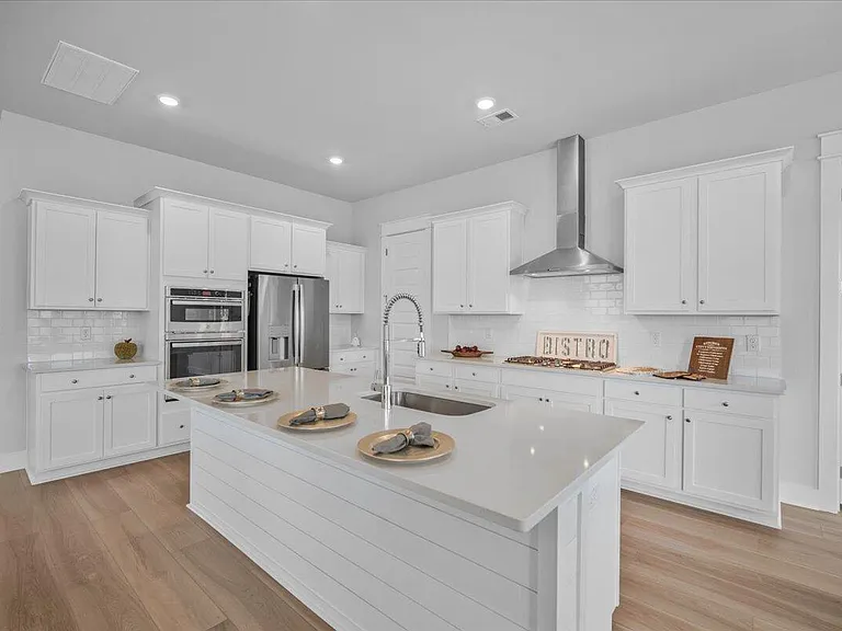 88 French Garden Cir — Photo 2