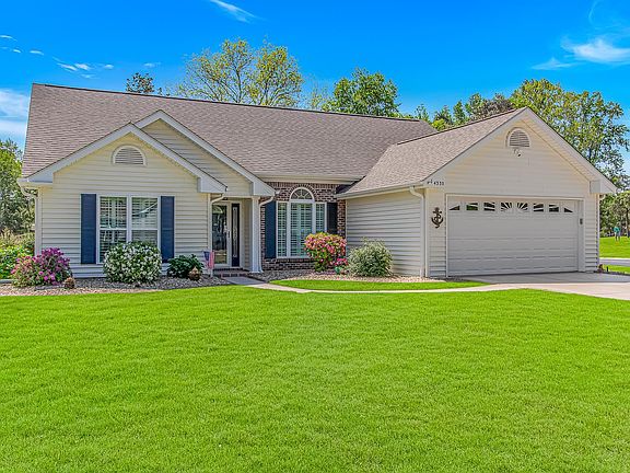 3rd image of 4330 Oakwood Circle
