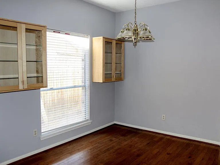 1126 Long Prairie Dr — Photo 13