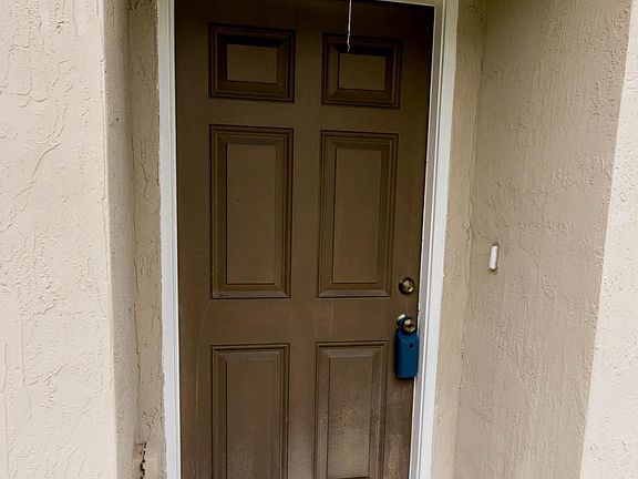 3rd image of 6581 S GENTLE OAKS Drive