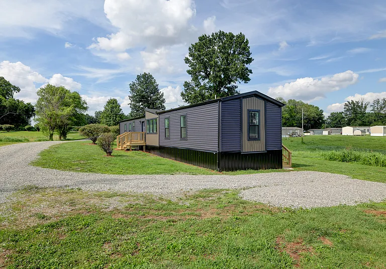 295 Seay Rd #38 — Photo 2