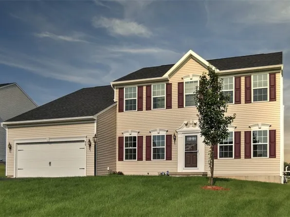 11 Elmcrest Rise, West Henrietta, NY 14586