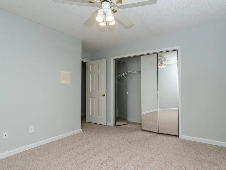 717 Sloop Pointe Ln — Photo 26