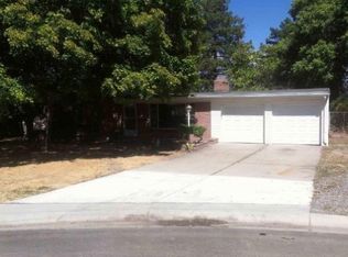 2157 E 7050 S, Cottonwood Heights, UT 84121