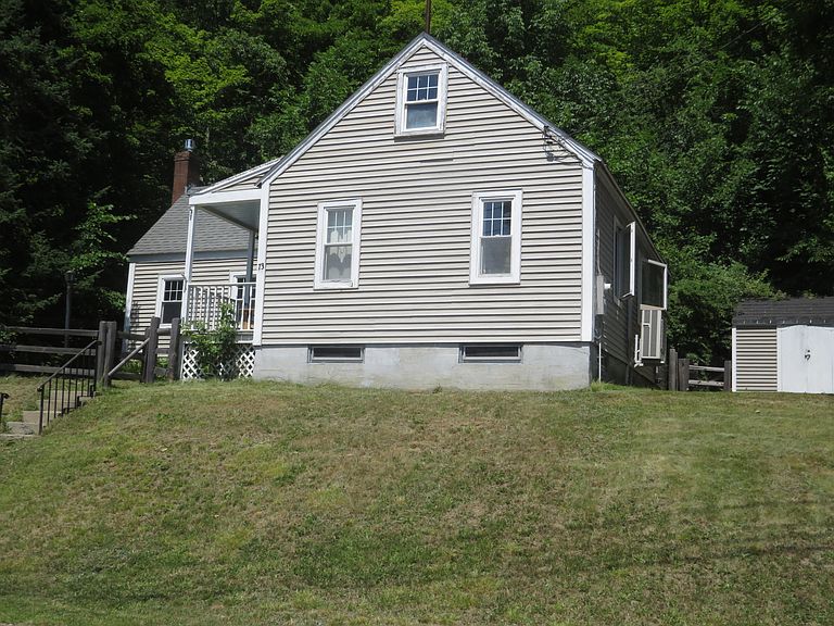 Listing photo 5