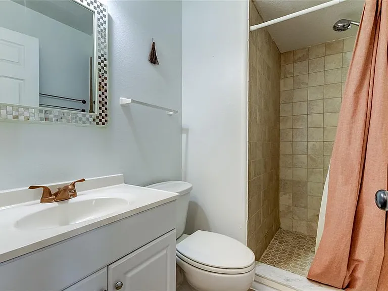 7604 S Sherrill St — Photo 9