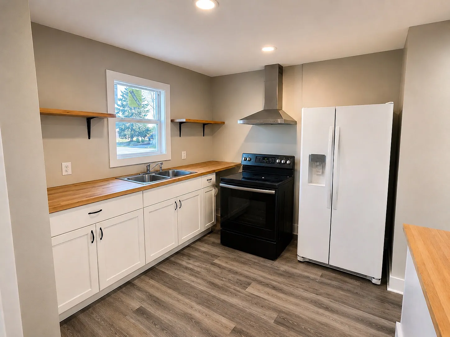 4 bed, 1336 sqft, $1,600 — Photo 3
