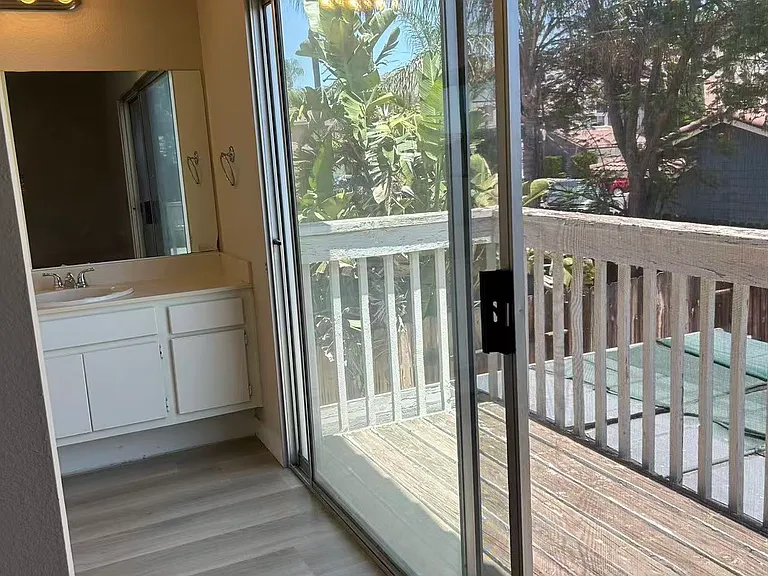 11110 Debra Way — Photo 7