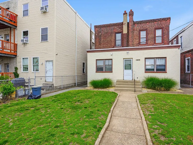 3153 Richmond St #1 — Photo 14