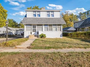 338 Sycamore Ln, Machesney Park, IL