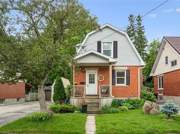 136 Alma St N, Guelph, ON N1H 5X4